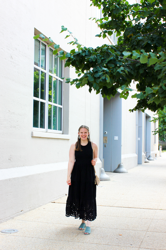 dc woman blogger wearing maxi dress